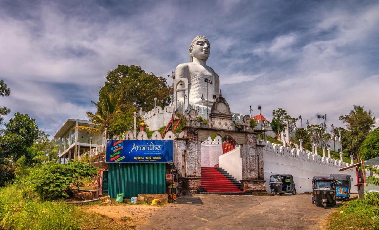Oyo 436 Sandakelum Tourist Guest House キャンディー エクステリア 写真